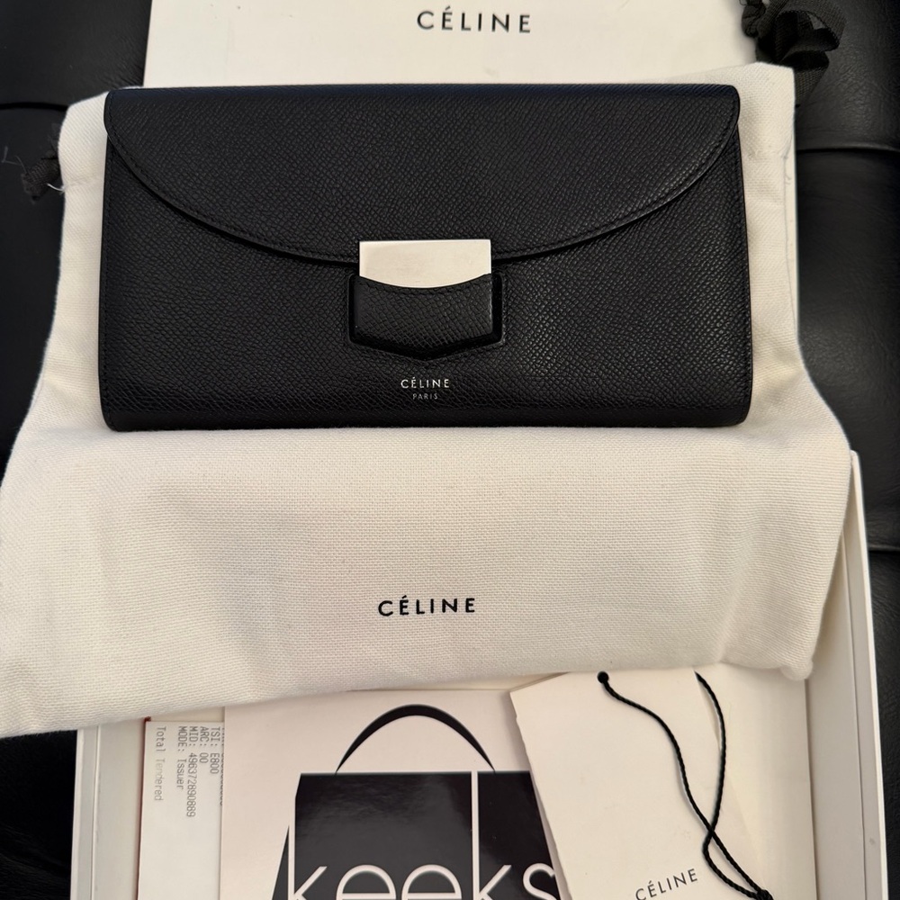 Celine Large Trotteur Grained Calfskin Multifunctional Black Wallet/Clutch
